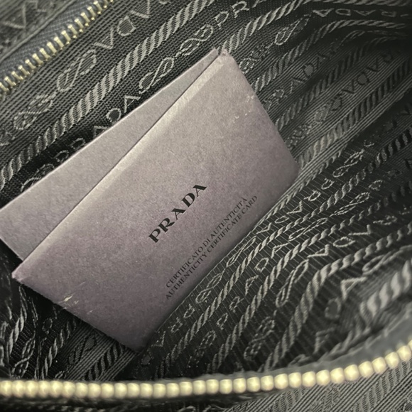 Prada Vintage navy ๐ bag - Picture 5 of 11
